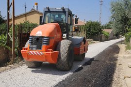 Karaman Belediyesi 'nin Asfaltlama Çalışmaları Sürüyor