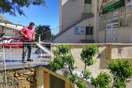 Ermenek Belediye'si Camileri Cuma Namazına Hazırlıyor