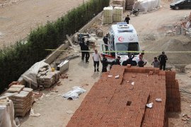Karaman’da 13. kattan düşen inşaat işçisi hayatını kaybetti