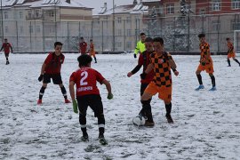 Okullar Arası Gençler Futbol İl Birinciliği Müsabakaları Sona Erdi