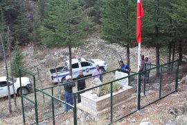 Şehit Pilotun Mezarı Koruma Altına Alındı