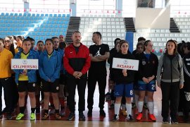 Gençler Futsal Yarı Final Heyecanı Başladı