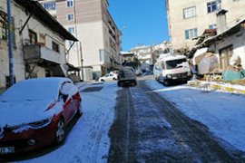 Ermenek Belediyesi Kar Yağışına Anında Müdahale Etti