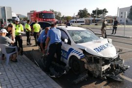 Karamanda Polis otosu kaza geçirdi
