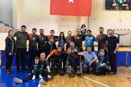 Karaman Oturarak Voleybol Takımı Türkiye Üçüncüsü Oldu