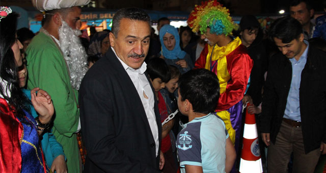 Seydişehir Belediyesi eğlenceyi çocukların ayağına götürüyor